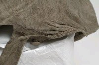 藏品(羽飾皮帽)的圖片